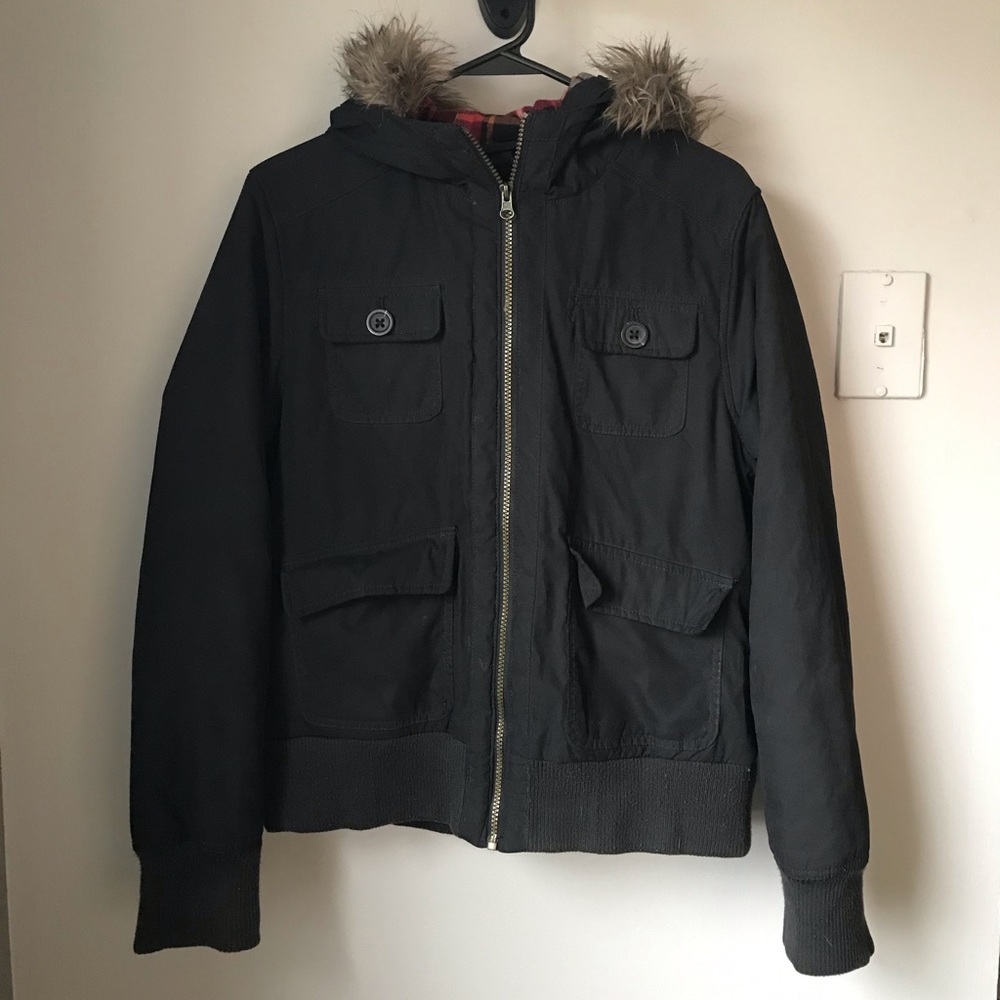 Mossimo Women’s Winter Jacket w/ fur hood